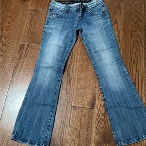 Express (Rerock) low-rise waist, Women's Boot Cut Jeans in Blue